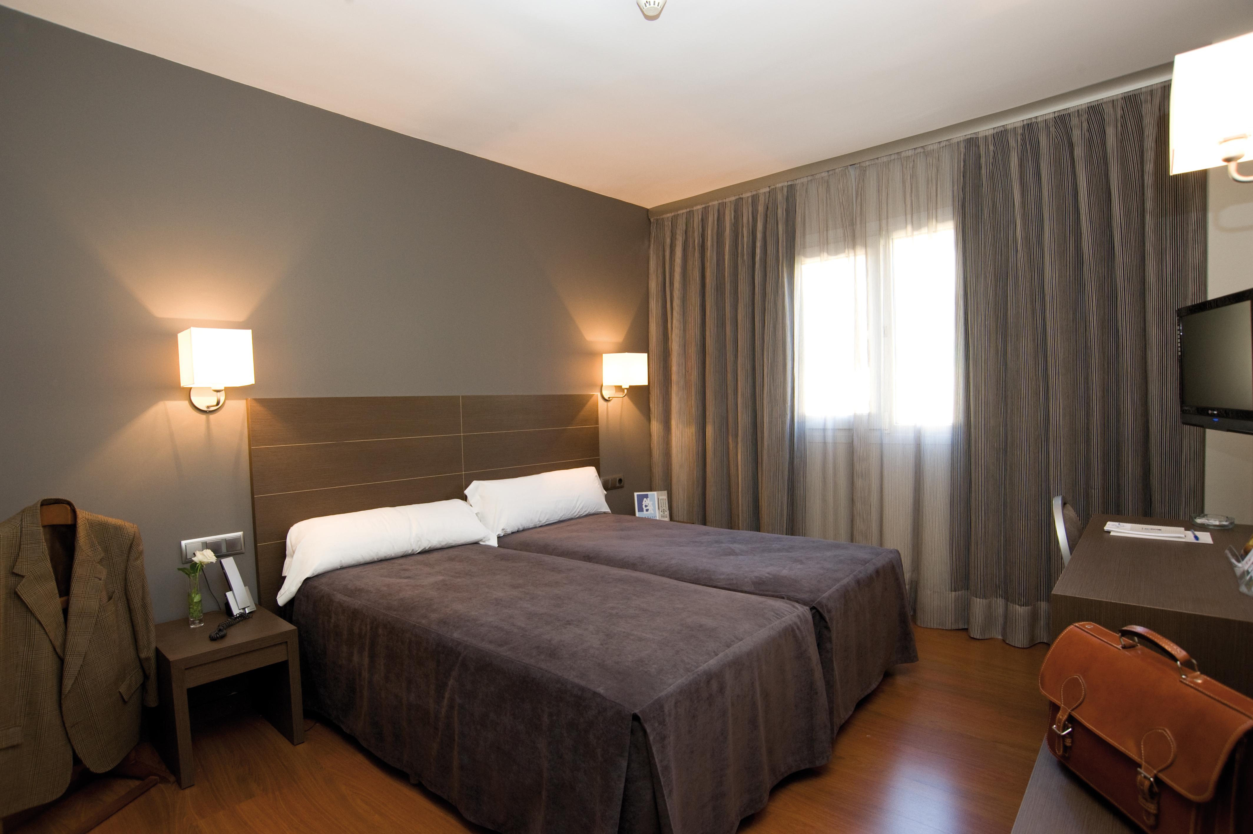 אלקאלה דה הנארס Hotel Cisneros חדר תמונה